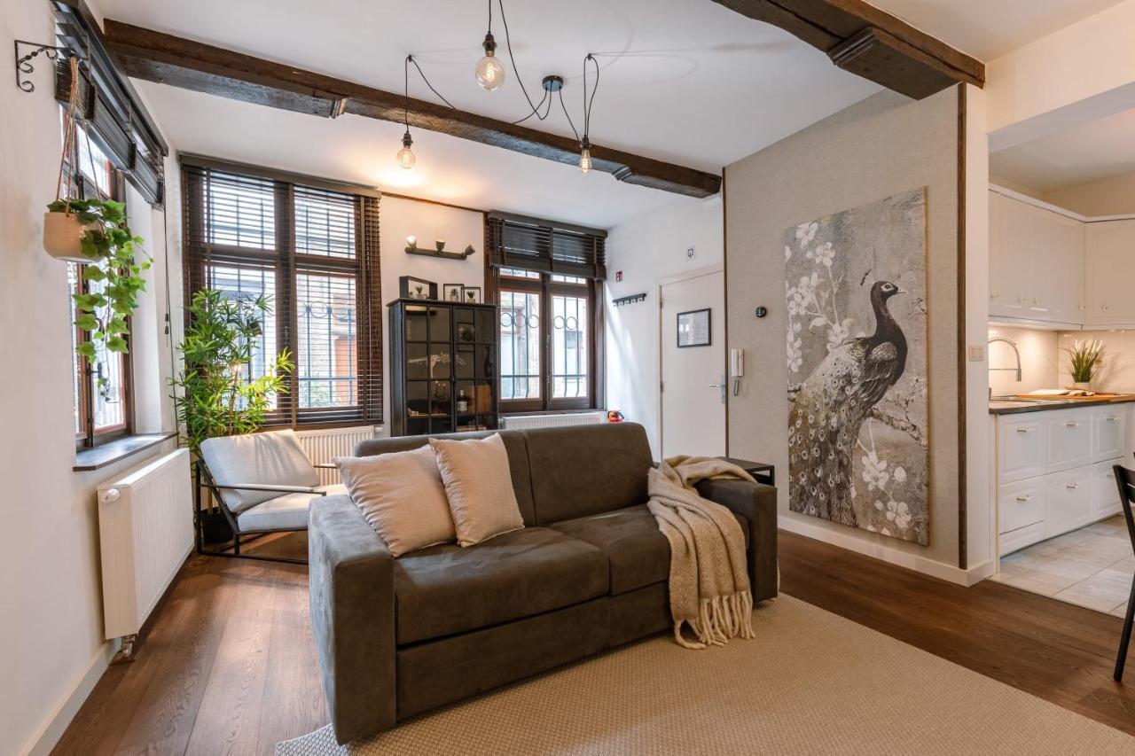 Authentic Apartment In The Heart Of Antwerpen Buitenkant foto