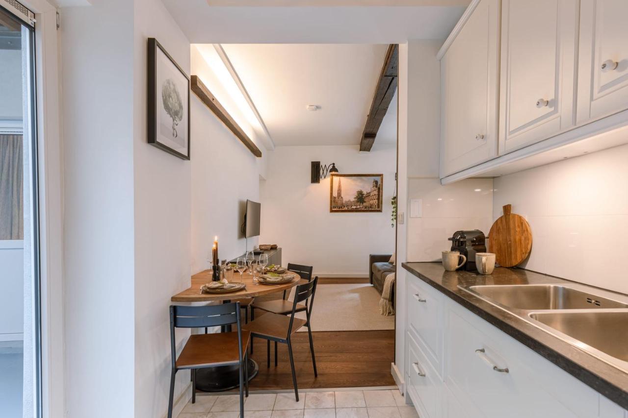 Authentic Apartment In The Heart Of Antwerpen Buitenkant foto